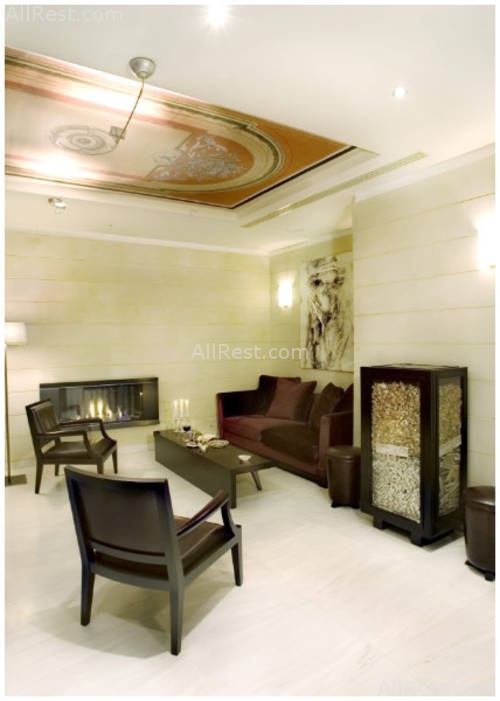 Eridanus Hotel 7